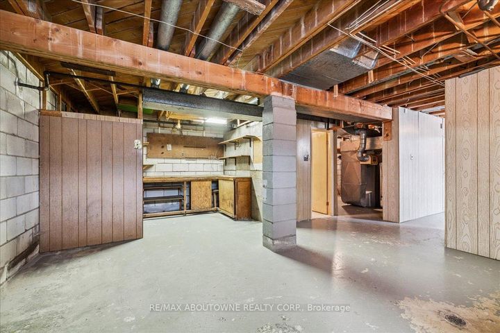 Photo 10 at 1332 Rebecca Street, WO West, Oakville