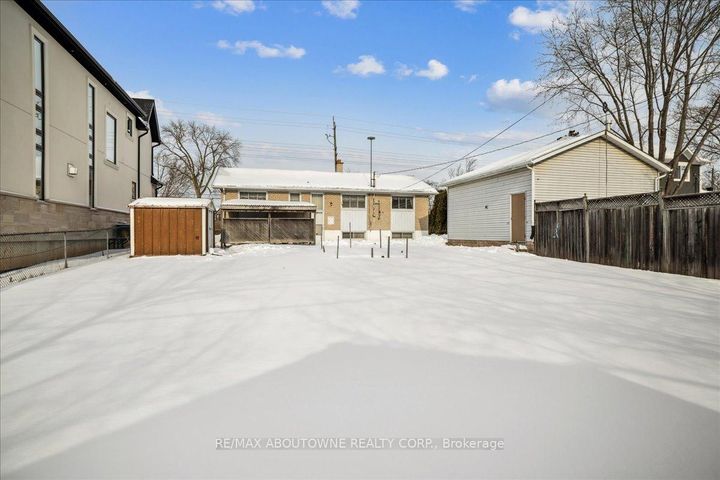 Photo 12 at 1332 Rebecca Street, WO West, Oakville