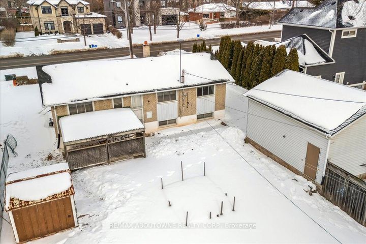 Photo 13 at 1332 Rebecca Street, WO West, Oakville