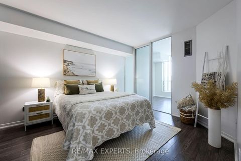 Photo 25 at 1006 - 942 Yonge Street, Annex, Toronto