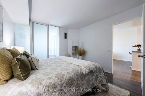 Photo 27 at 1006 - 942 Yonge Street, Annex, Toronto