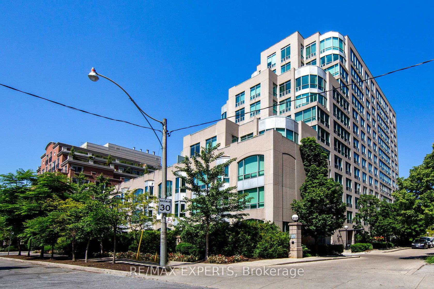 1006 - 942 Yonge Street, Annex, Toronto 