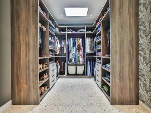 Photo 29 at 4 Old Oak Road, Kingsway South, Toronto