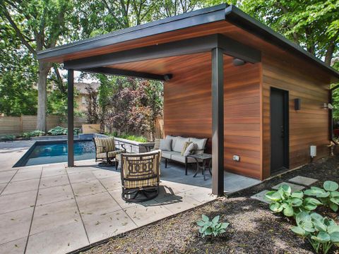 Photo 46 at 4 Old Oak Road, Kingsway South, Toronto