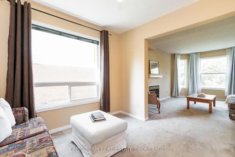 Photo 16 at 230 Mary Anne Drive, Painswick North, Barrie