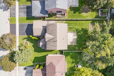 Photo 36 at 230 Mary Anne Drive, Painswick North, Barrie