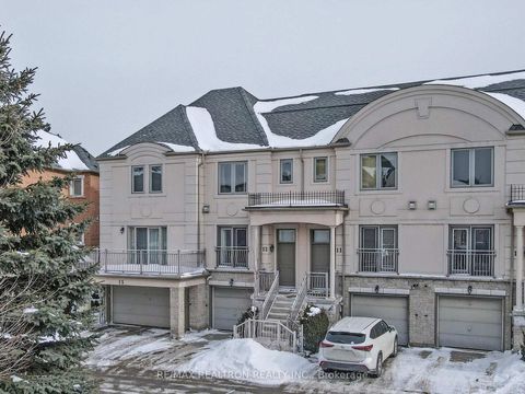 Photo 19 at 12 - 9133 Bayview Avenue, Doncrest, Richmond Hill