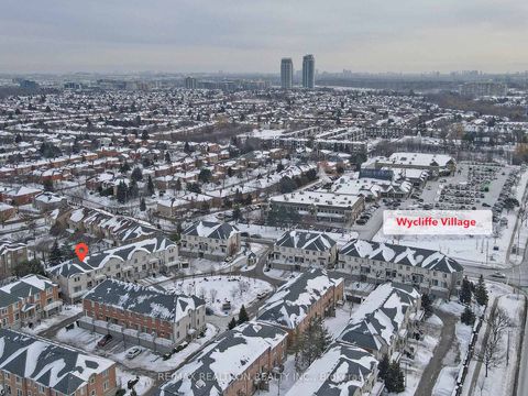 Photo 23 at 12 - 9133 Bayview Avenue, Doncrest, Richmond Hill