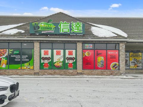 Photo 29 at 12 - 9133 Bayview Avenue, Doncrest, Richmond Hill