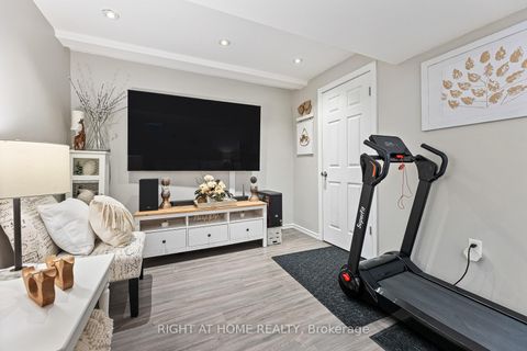 Photo 27 at 37 - 430 Mapleview Drive E, Painswick South, Barrie