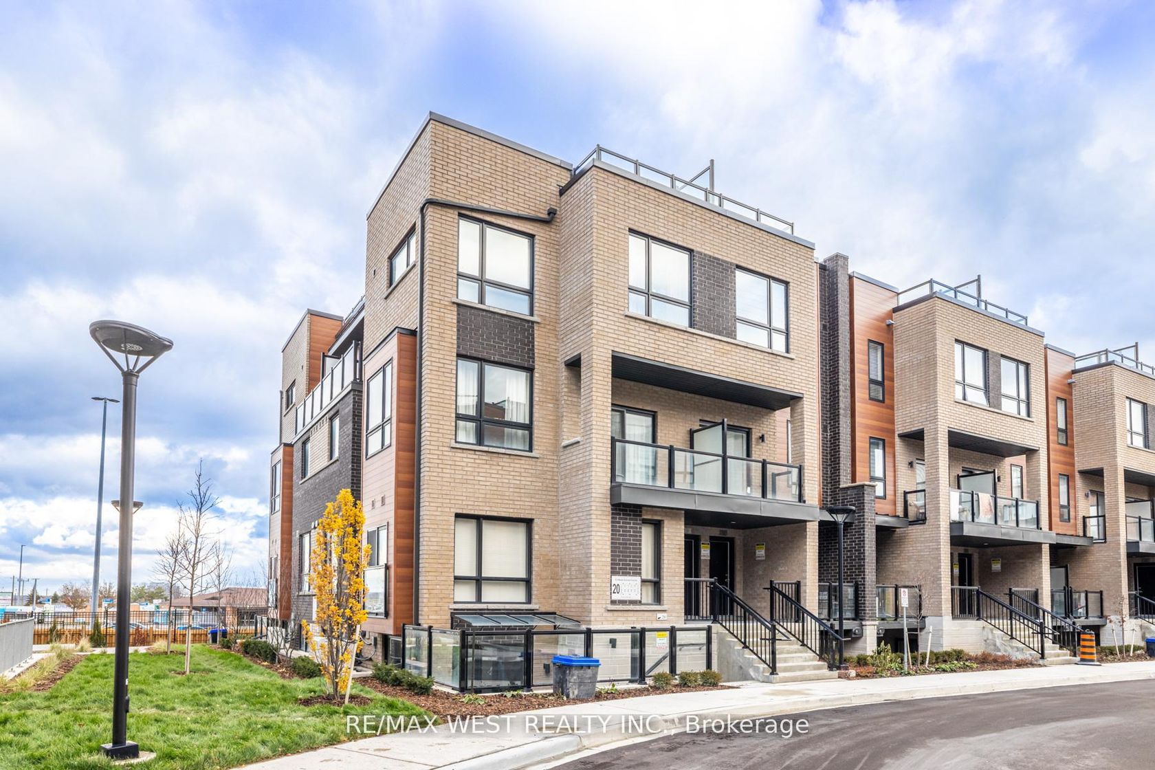 28 - 20 Lytham Green Circle, Glenway Estates, Newmarket photo 7