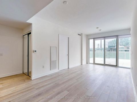 Photo 4 at 1002 - 15 Queens Quay E, Waterfront Communities C8, Toronto