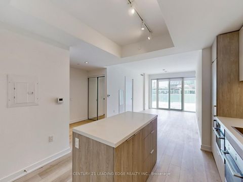 Photo 10 at 1002 - 15 Queens Quay E, Waterfront Communities C8, Toronto