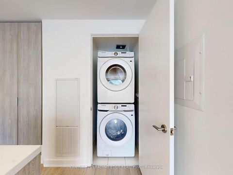 Photo 27 at 1002 - 15 Queens Quay E, Waterfront Communities C8, Toronto