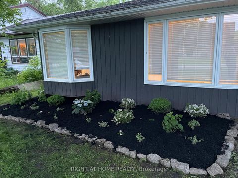 Photo 4 at 54 Blue Jay Boulevard, Virginia, Georgina