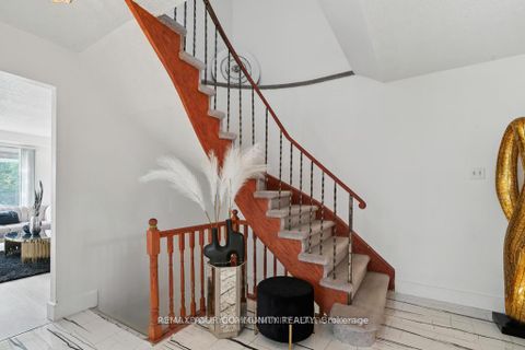 Photo 22 at 104 Garden Drive, Allandale Heights, Barrie