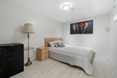 Photo 34 at 104 Garden Drive, Allandale Heights, Barrie