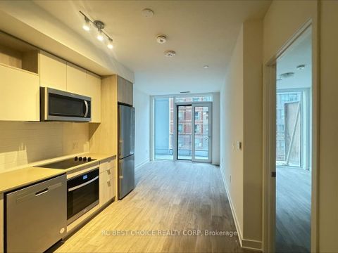 Photo 2 at 410 E - 70 Princess Street, Waterfront Communities C8, Toronto