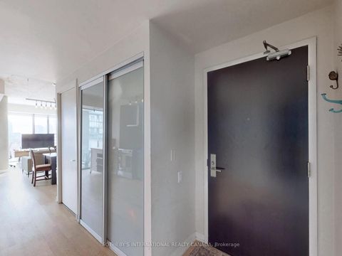 Photo 3 at 1204 - 95 Bathurst Street, Waterfront Communities C1, Toronto