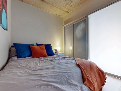 Photo 6 at 1204 - 95 Bathurst Street, Waterfront Communities C1, Toronto