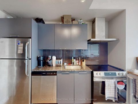 Photo 8 at 1204 - 95 Bathurst Street, Waterfront Communities C1, Toronto