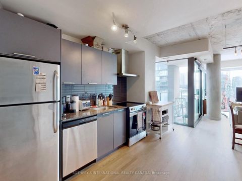 Photo 9 at 1204 - 95 Bathurst Street, Waterfront Communities C1, Toronto