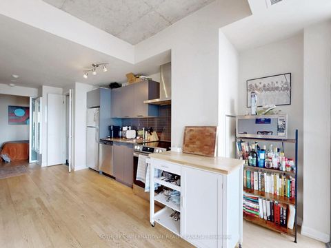 Photo 10 at 1204 - 95 Bathurst Street, Waterfront Communities C1, Toronto