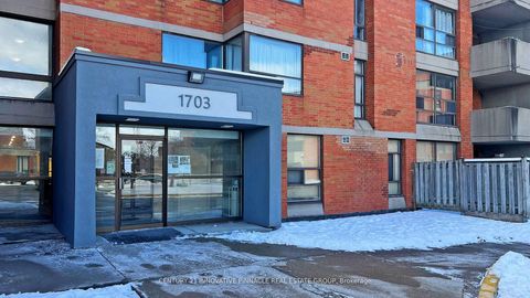 Photo 1 at 115 - 1703 Mccowan Road, Malvern West, Toronto