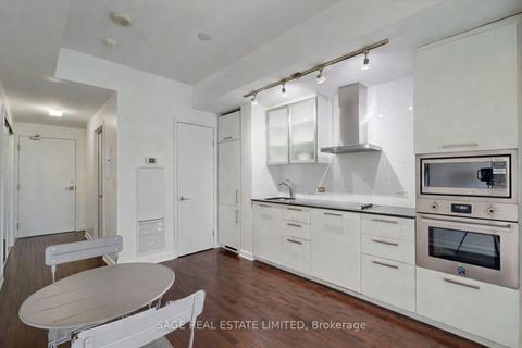 Photo 4 at 3608 - 12 York Street, Waterfront Communities C1, Toronto