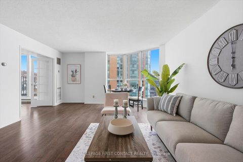 Photo 15 at 808 - 140 Dunlop Street E, City Centre, Barrie