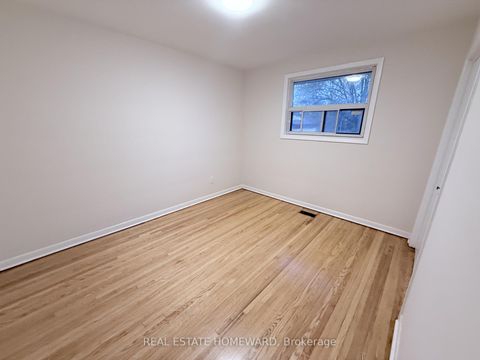 Photo 4 at 7 Dunlop Avenue, Birchmount, Toronto