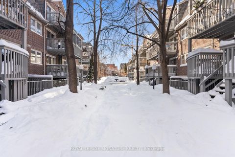 Photo 17 at D - 32 Massey Street, Niagara, Toronto