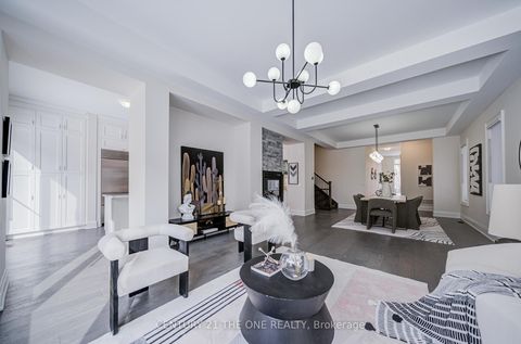 Photo 6 at 24 Meteorite Street, Observatory, Richmond Hill