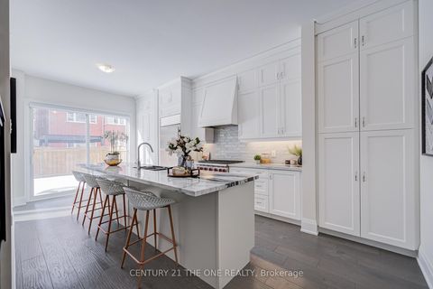 Photo 7 at 24 Meteorite Street, Observatory, Richmond Hill