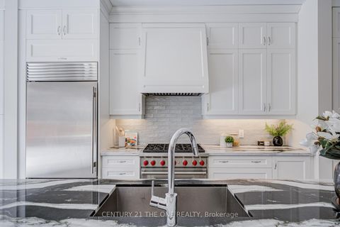 Photo 10 at 24 Meteorite Street, Observatory, Richmond Hill