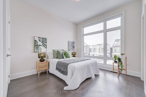 Photo 18 at 24 Meteorite Street, Observatory, Richmond Hill