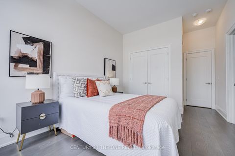 Photo 21 at 24 Meteorite Street, Observatory, Richmond Hill