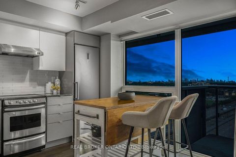 Photo 13 at 1304 - 160 Flemington Road, Glen Park, Toronto