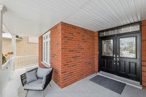 Photo 2 at 63 Laprade Square, Bowmanville, Clarington