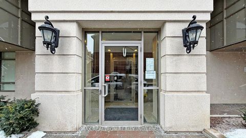 Photo 4 at 710 - 1 Clairtrell Road, Willowdale East, Toronto