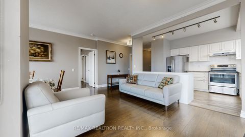 Photo 9 at 710 - 1 Clairtrell Road, Willowdale East, Toronto