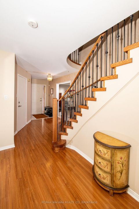 Photo 14 at 120 Janesville Road, Uplands, Vaughan