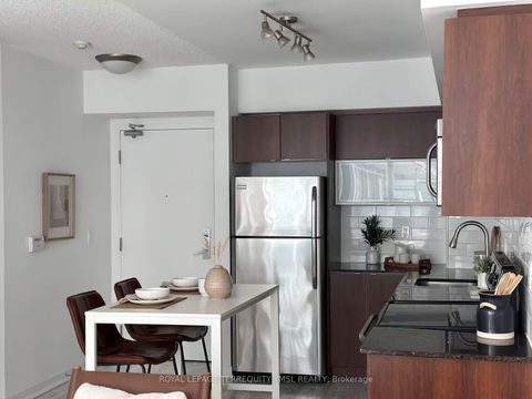 Photo 4 at 802 - 59 East Liberty Street, Niagara, Toronto