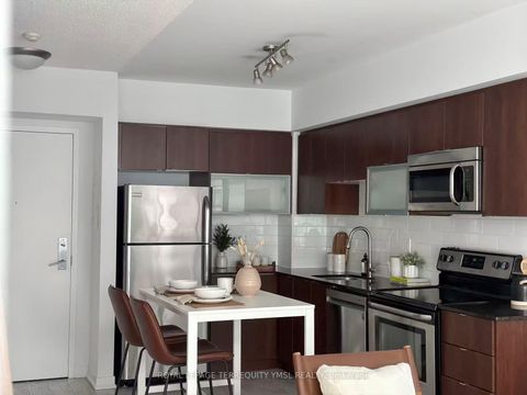 Photo 10 at 802 - 59 East Liberty Street, Niagara, Toronto