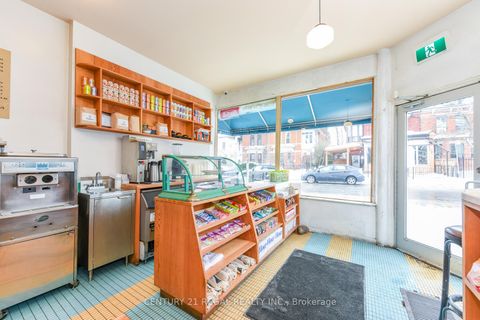 Photo 5 at 209 Dovercourt Rd. Road, Bellwoods, Toronto