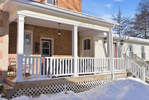 Photo 2 at 39 Centre Street, Bowmanville, Clarington