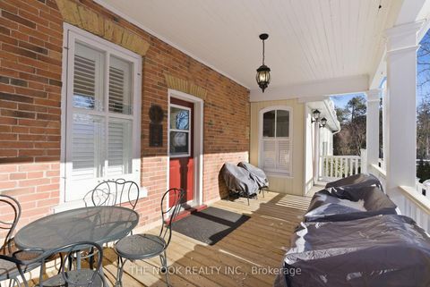 Photo 3 at 39 Centre Street, Bowmanville, Clarington