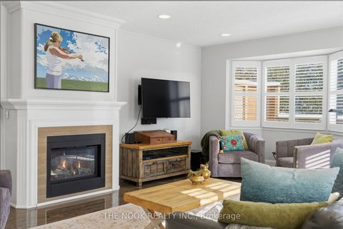 Photo 22 at 39 Centre Street, Bowmanville, Clarington