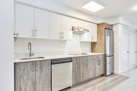 Photo 4 at 203 - 45 Connaught Avenue, Coxwell, Toronto