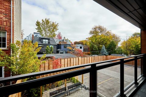 Photo 8 at 203 - 45 Connaught Avenue, Coxwell, Toronto